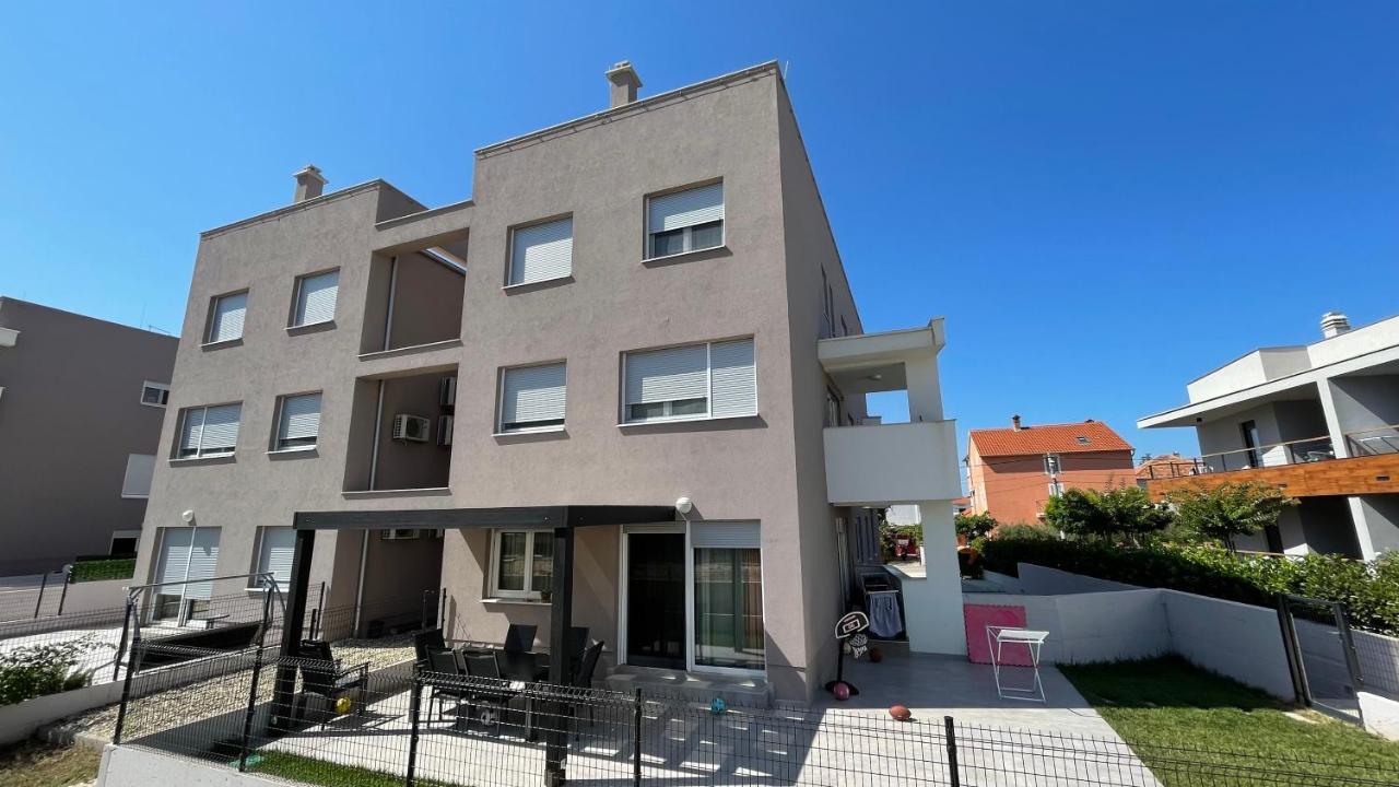 Ventula Apartman Zára Kültér fotó